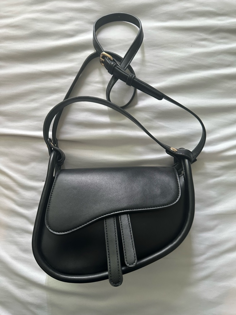 Urban Expressions Black Curved Flap Leather Crossbody